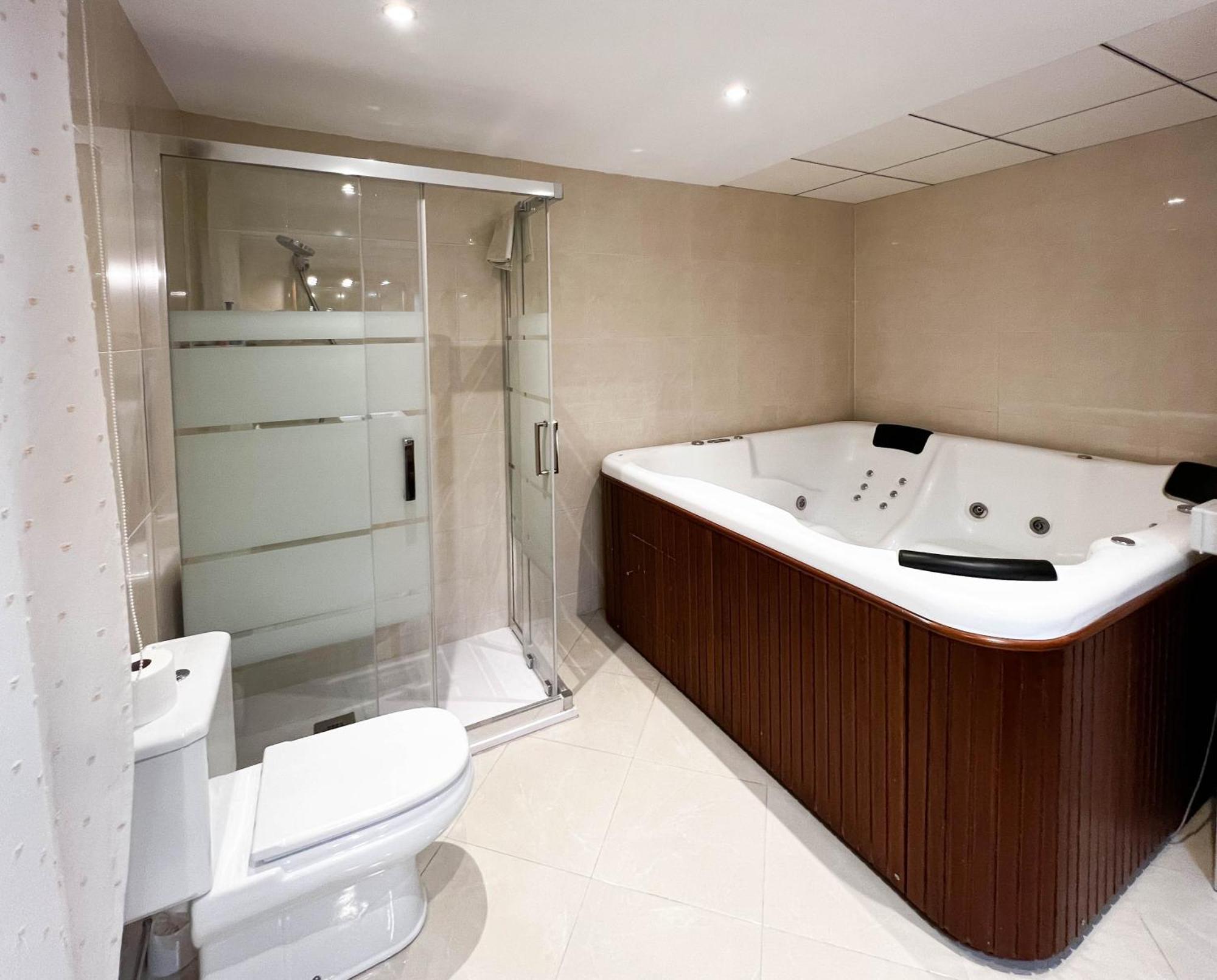 Enoturismo Celler Pinol Apartment Batea ภายนอก รูปภาพ