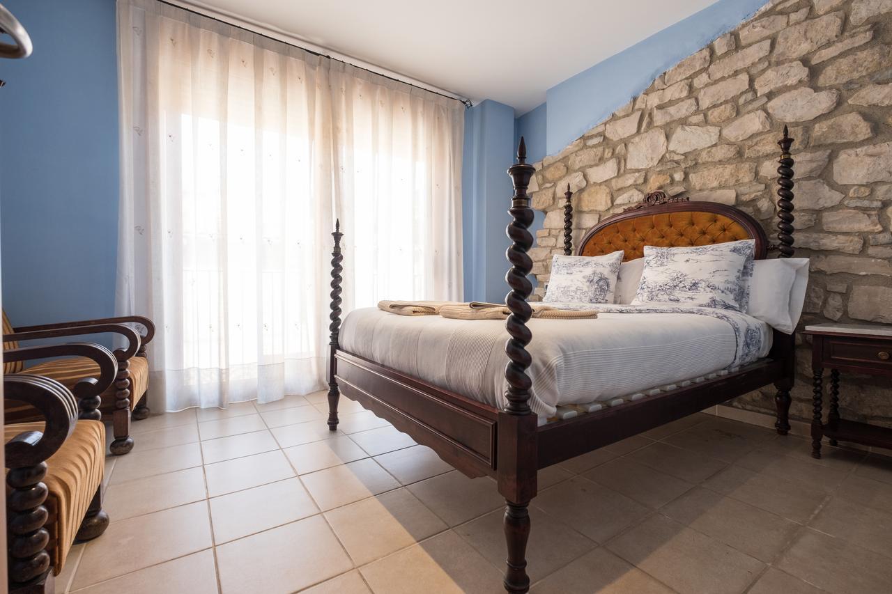 Enoturismo Celler Pinol Apartment Batea ภายนอก รูปภาพ