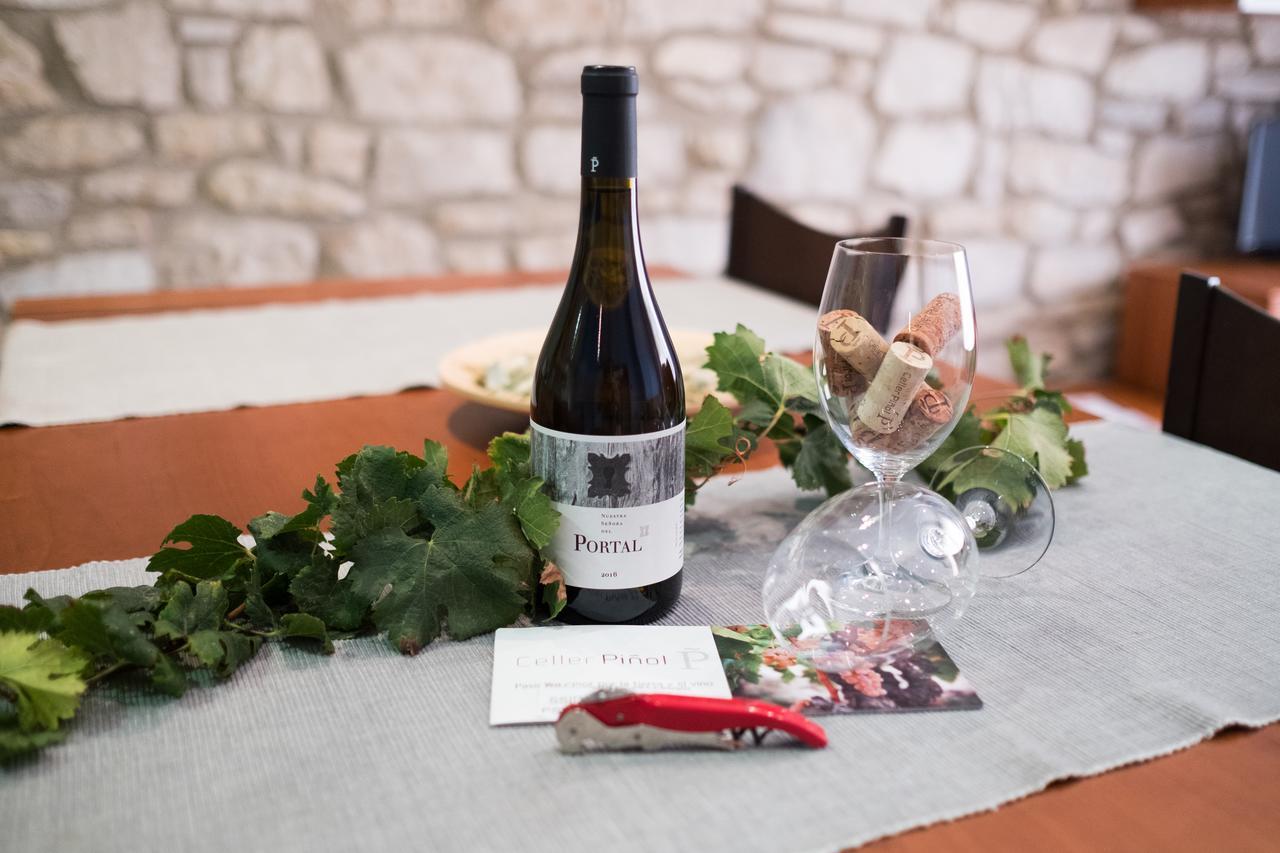 Enoturismo Celler Pinol Apartment Batea ภายนอก รูปภาพ